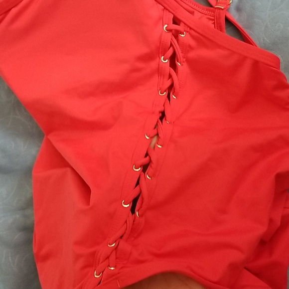 La Blanca Swim Suit - Picture 4 of 10